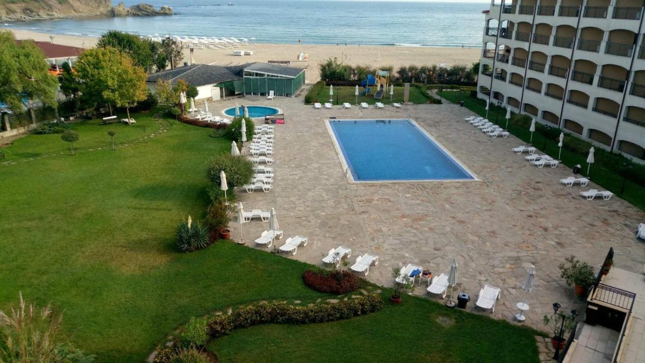 Aparthotel Regina Mare ซาเรโว ภายนอก รูปภาพ