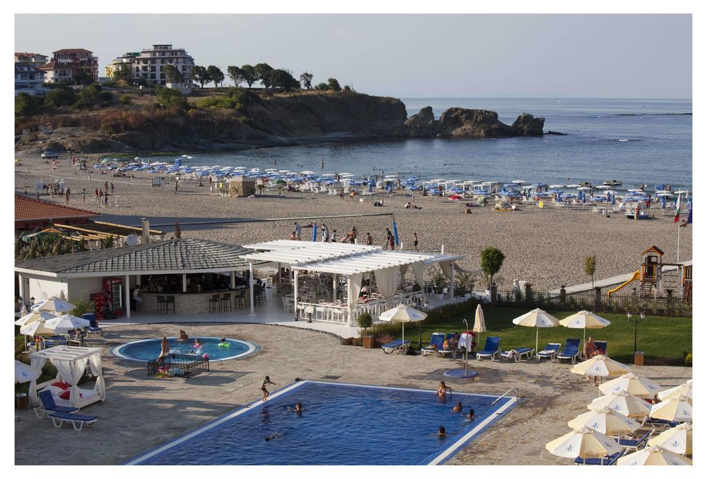 Aparthotel Regina Mare ซาเรโว ภายนอก รูปภาพ