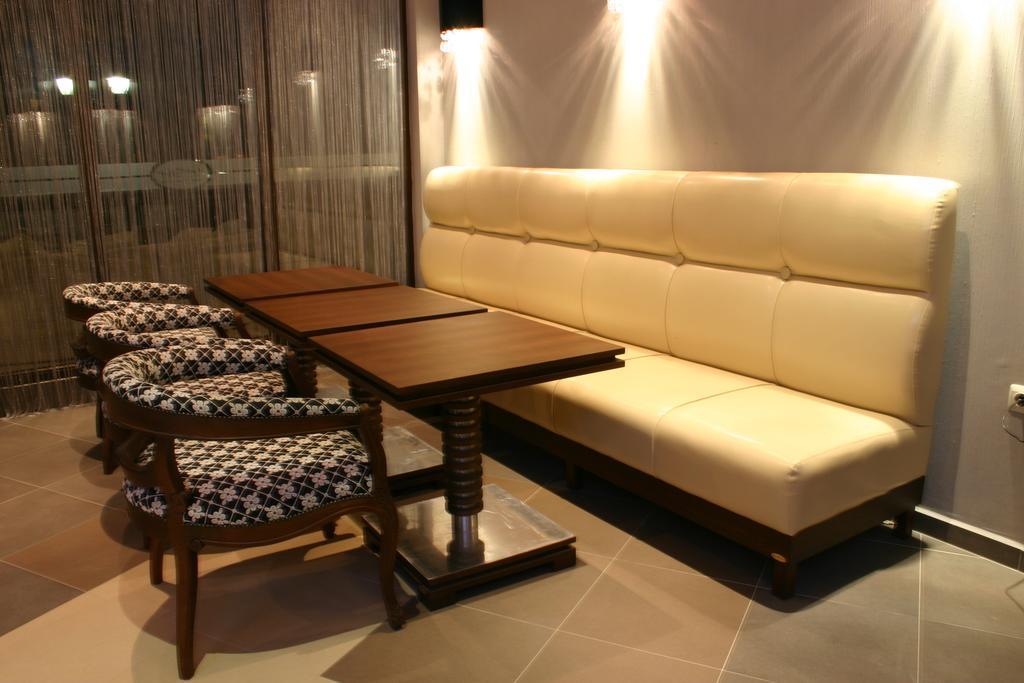Aparthotel Regina Mare ซาเรโว ภายนอก รูปภาพ