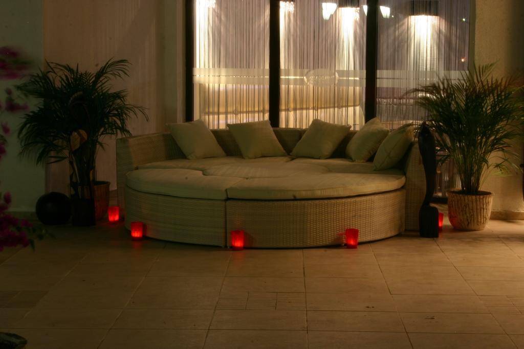 Aparthotel Regina Mare ซาเรโว ภายนอก รูปภาพ