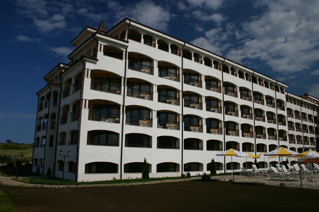 Aparthotel Regina Mare ซาเรโว ภายนอก รูปภาพ