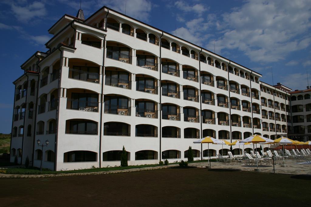 Aparthotel Regina Mare ซาเรโว ภายนอก รูปภาพ