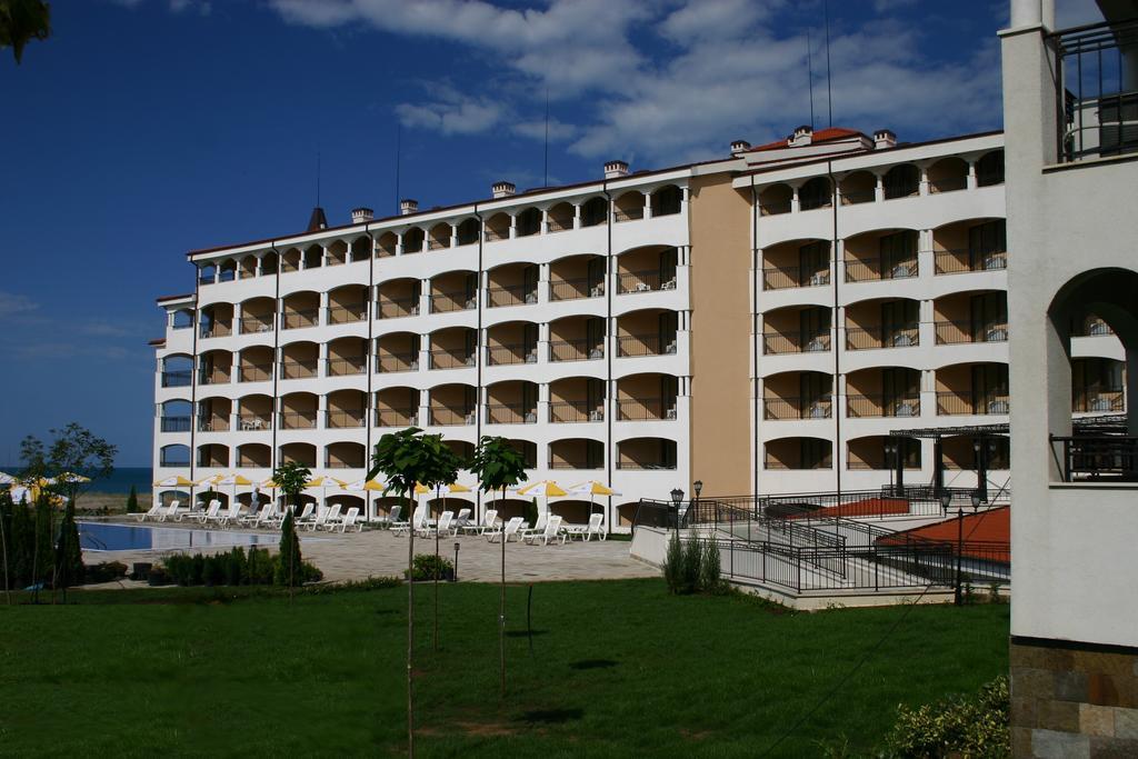 Aparthotel Regina Mare ซาเรโว ภายนอก รูปภาพ
