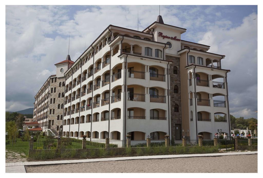Aparthotel Regina Mare ซาเรโว ภายนอก รูปภาพ